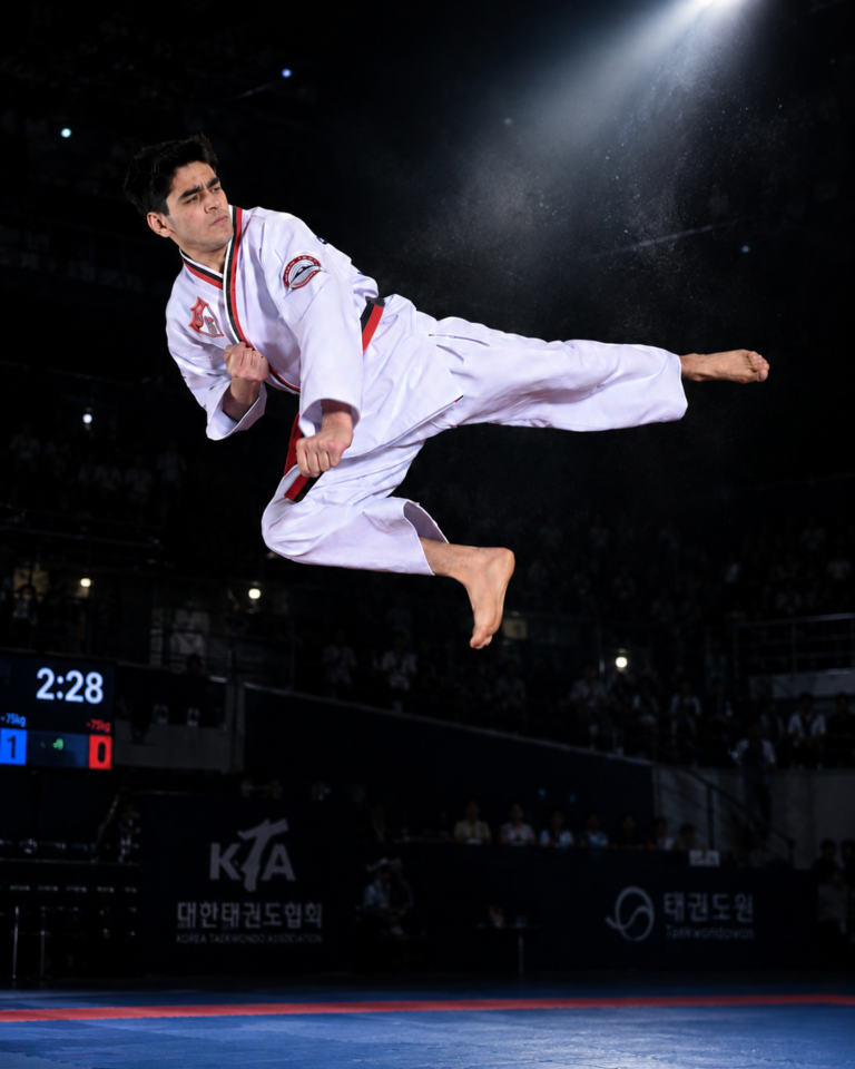 Teens taekwondo and self-defence Teens taekwondo and self-defence